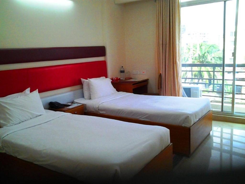 Dhaka Golden Inn - Banani'Lakeside Exterior photo