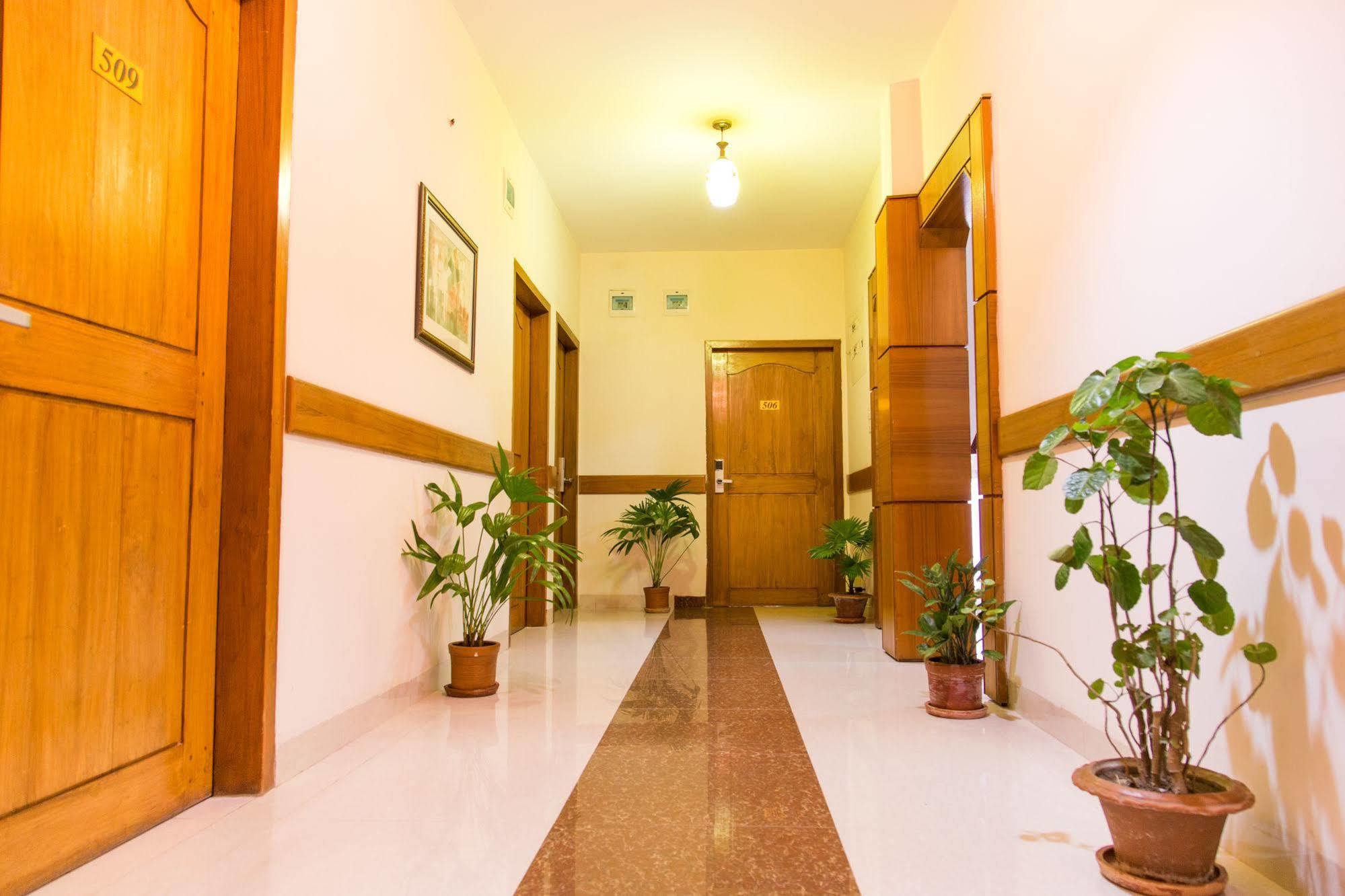 Dhaka Golden Inn - Banani'Lakeside Exterior photo