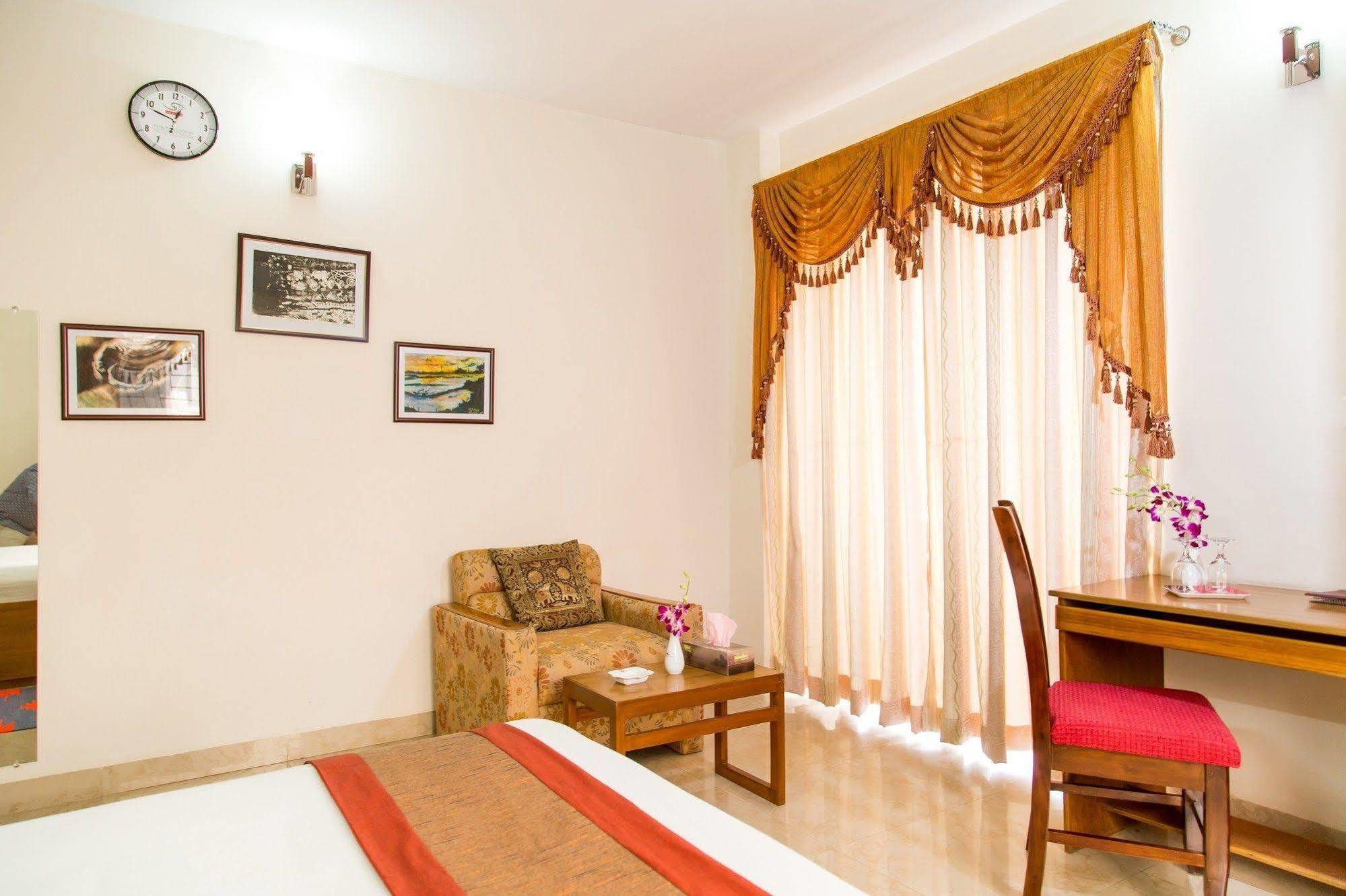 Dhaka Golden Inn - Banani'Lakeside Exterior photo